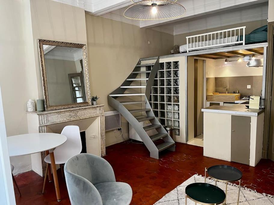 شقة Studio Au Coeur D'Aix آيكس أومبروفينس المظهر الخارجي الصورة